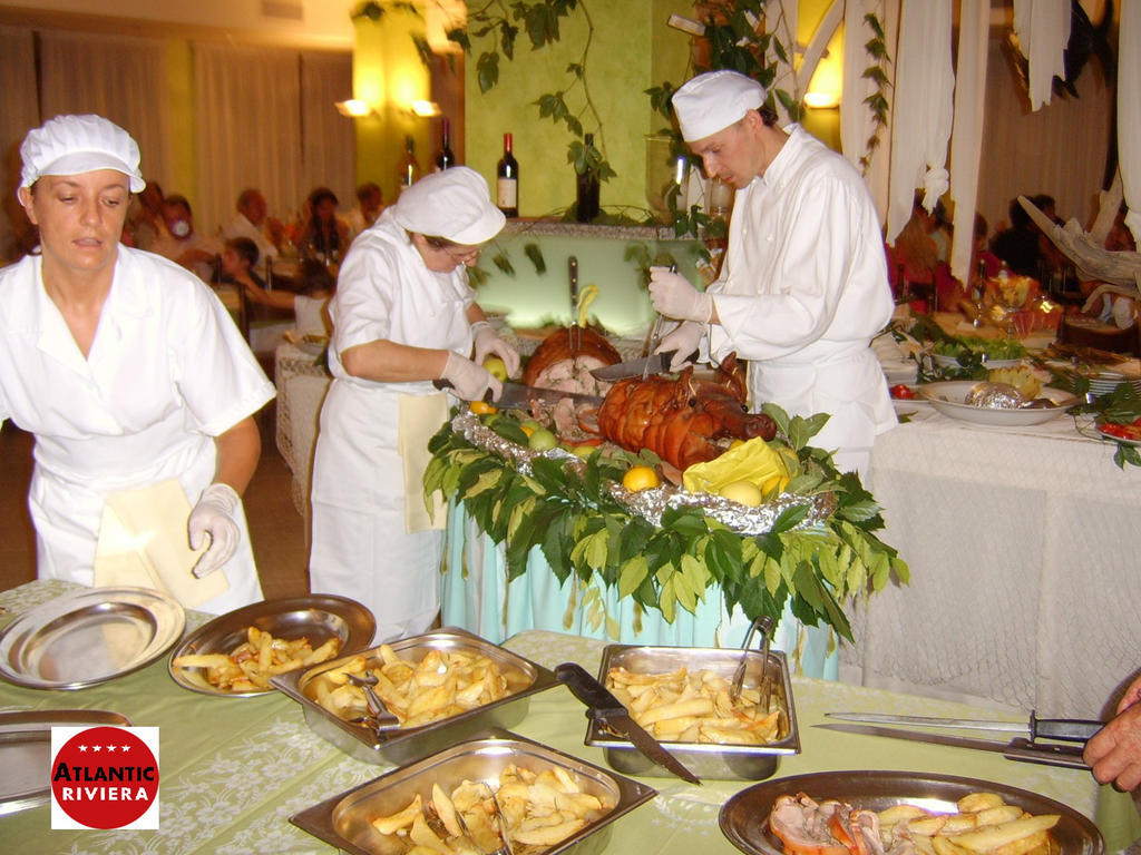 Hotel Atlantic Riviera Mare Misano Adriatico Dış mekan fotoğraf