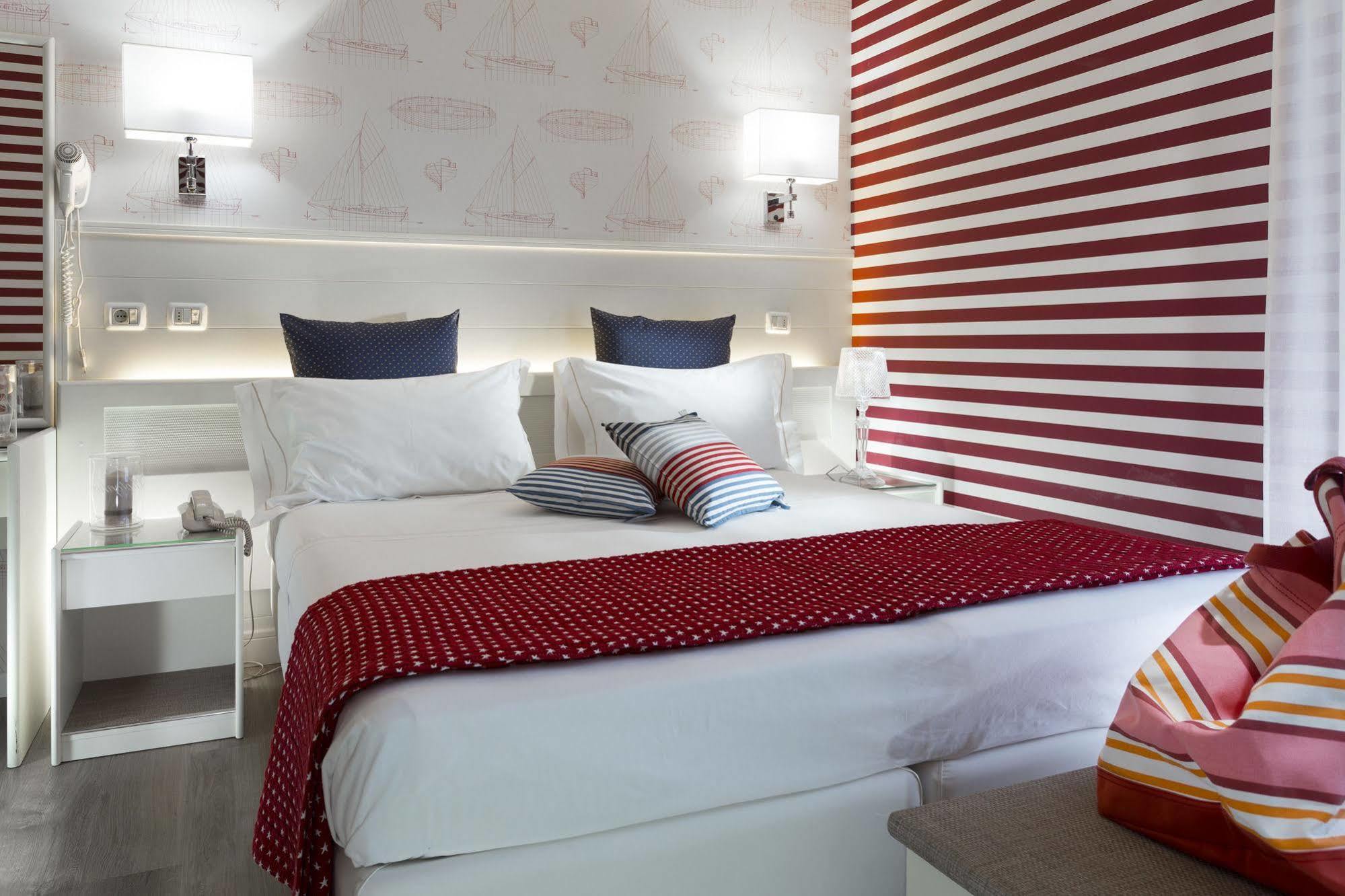 Hotel Atlantic Riviera Mare Misano Adriatico Dış mekan fotoğraf